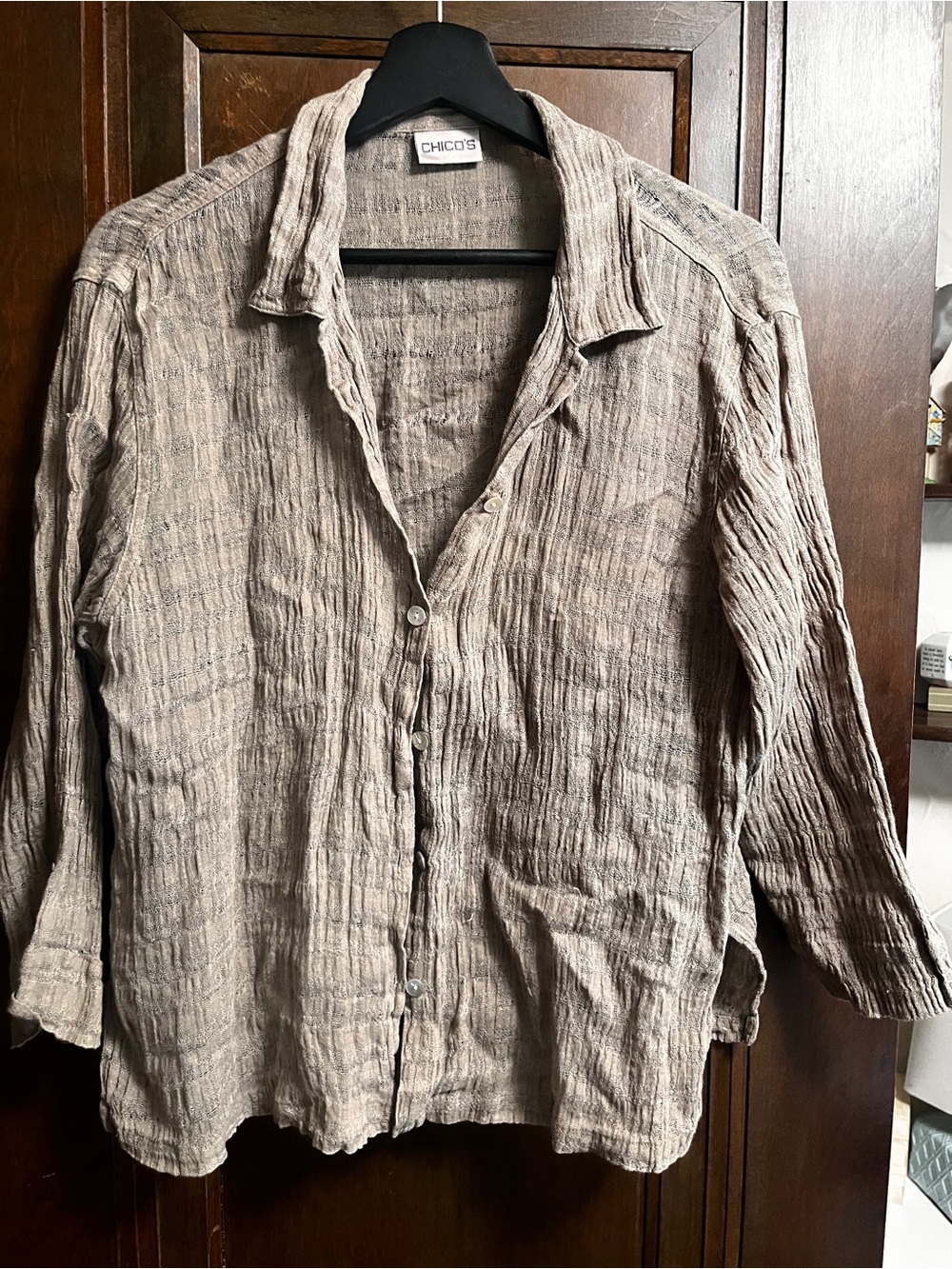 Vtg Linen Chicos Shirt with Mother of Pearl Buttons